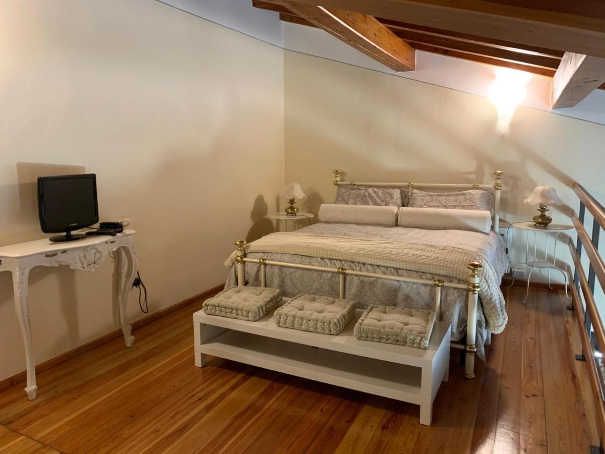 Il Vicoletto Holiday House 沃尔塔曼托瓦纳 外观 照片