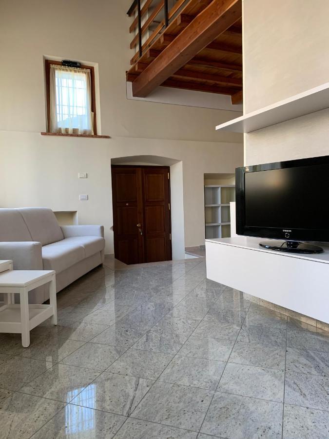 Il Vicoletto Holiday House 沃尔塔曼托瓦纳 外观 照片